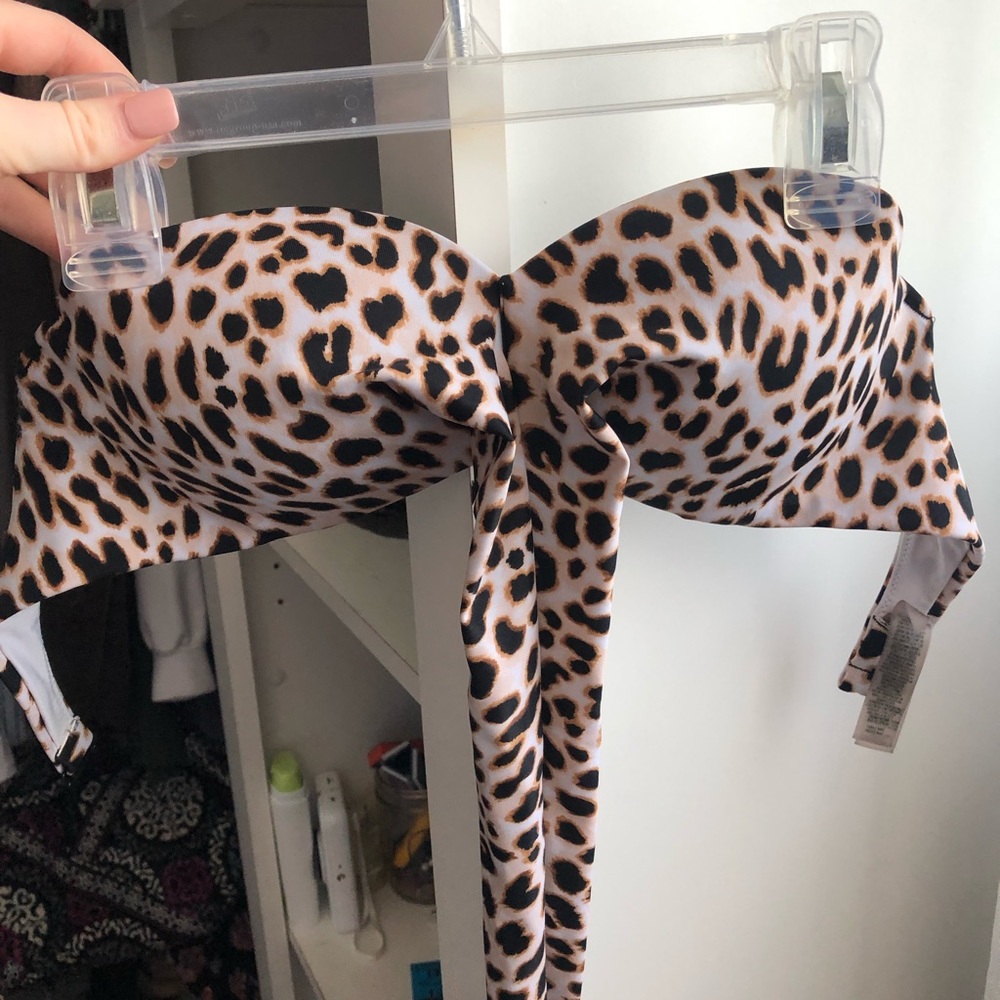 Cheetah Print VS PINK Swimsuit top